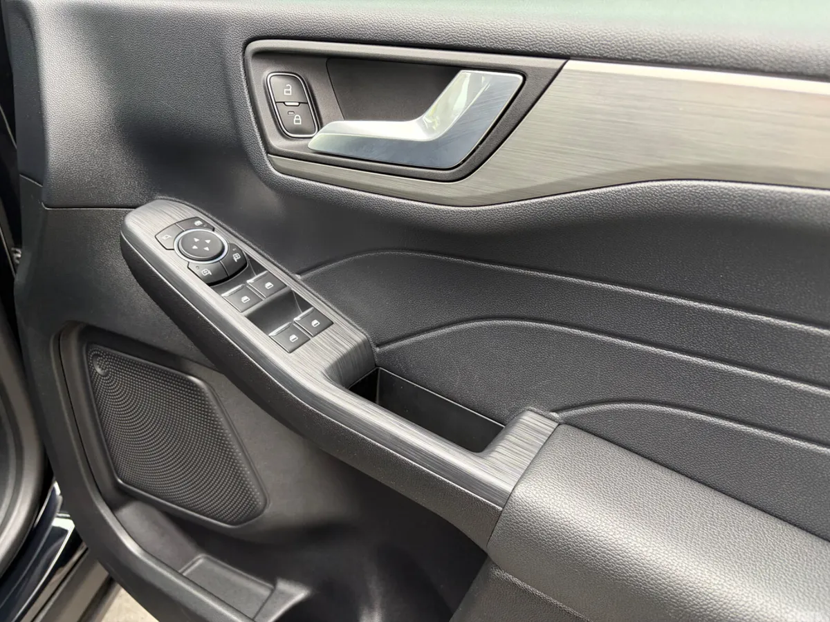 Ford Kuga SUV, Diesel, 2022, Black