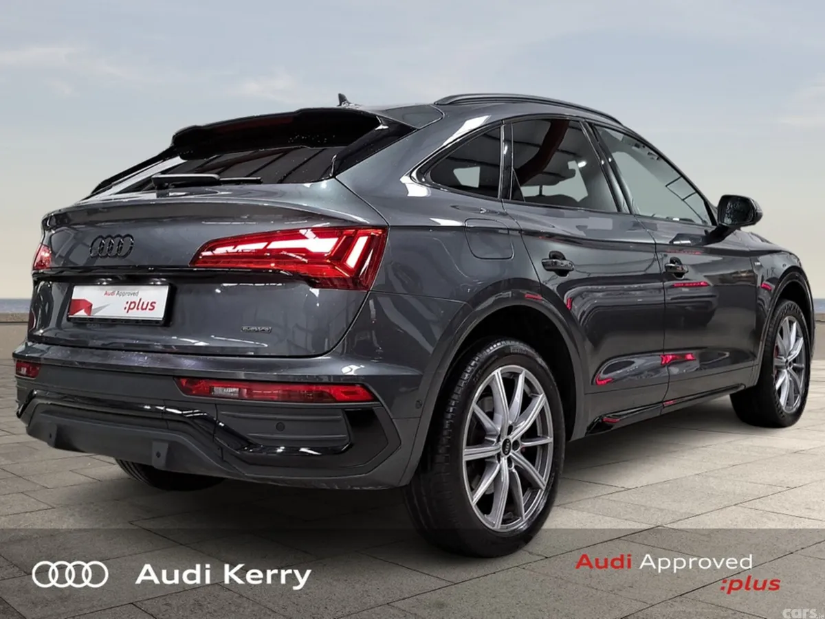 Audi Q5 Hatchback, Petrol Plug-in Hybrid, 2023, Grey