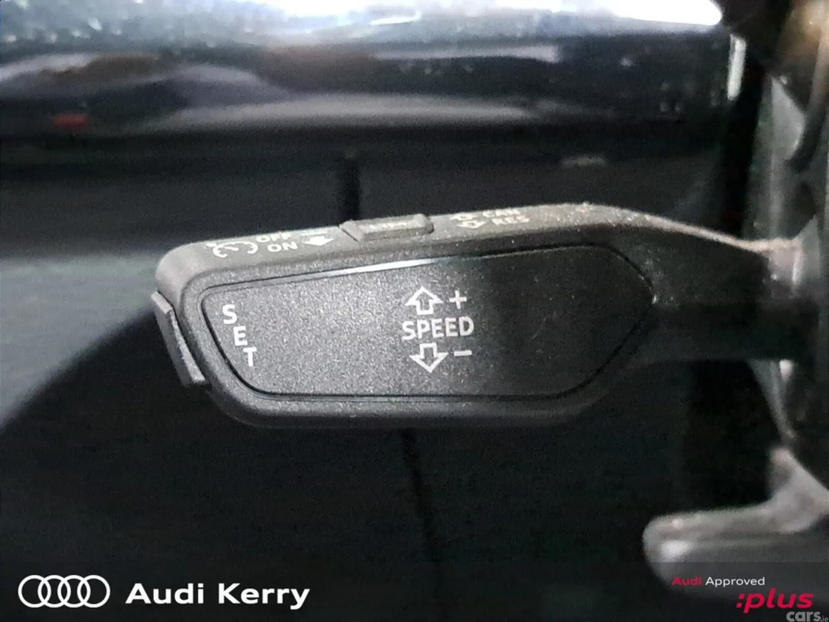 Audi Q5 Hatchback, Petrol Plug-in Hybrid, 2023, Grey