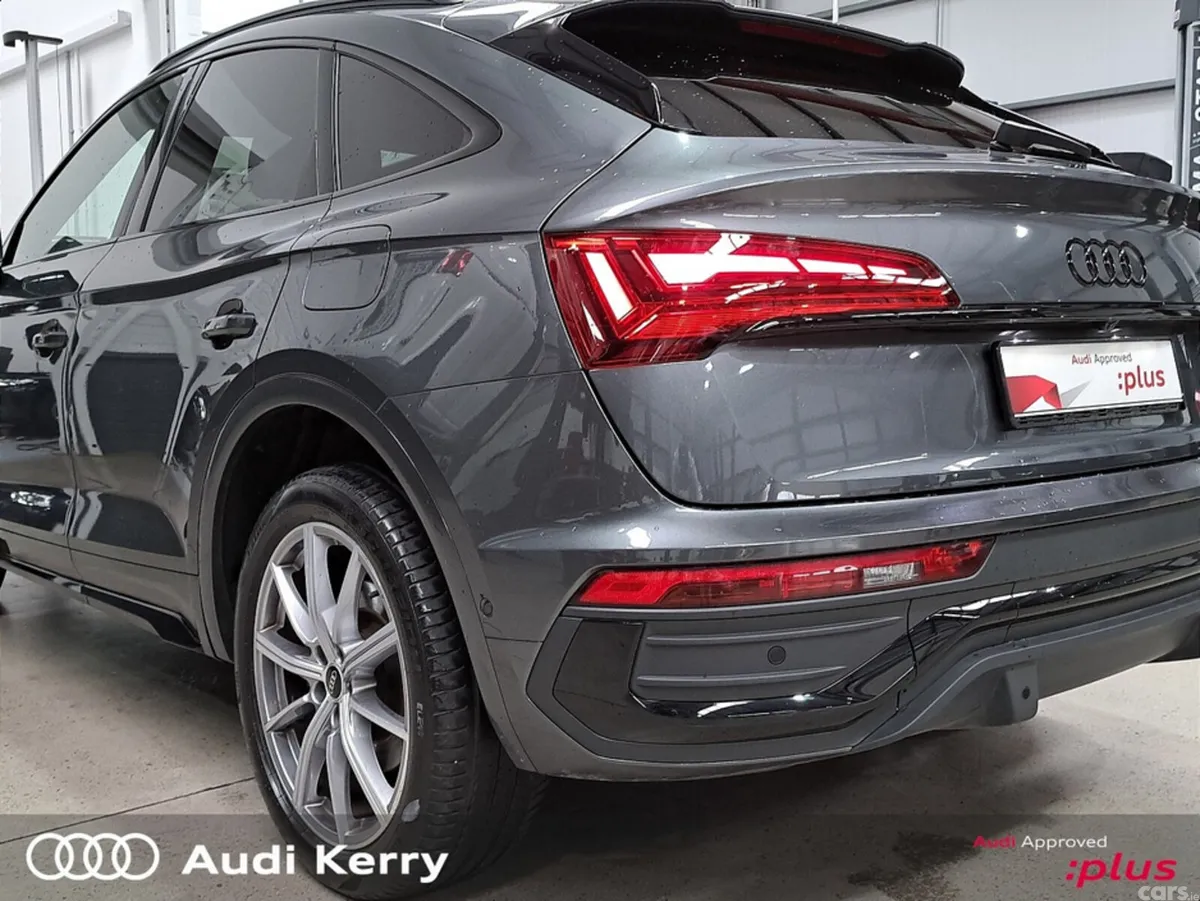 Audi Q5 Hatchback, Petrol Plug-in Hybrid, 2023, Grey