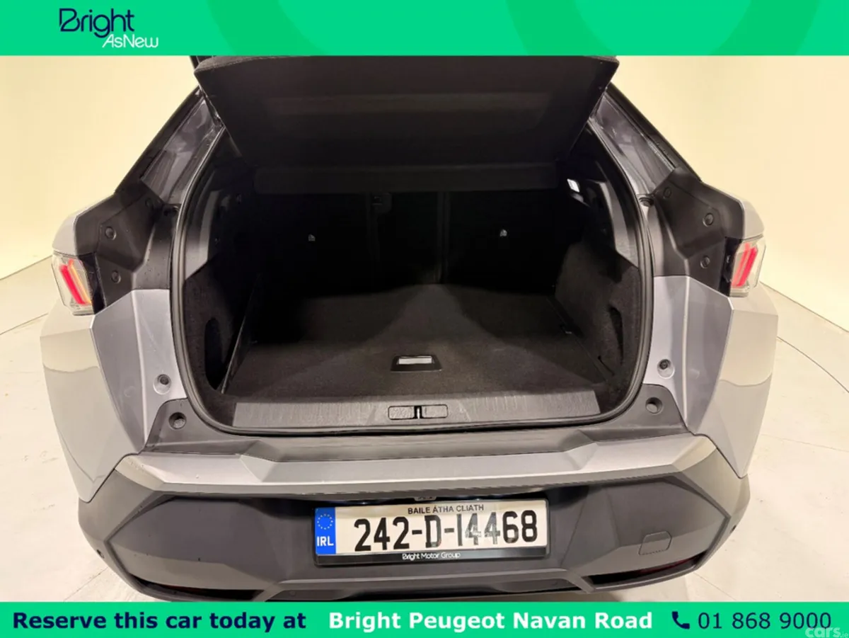 Peugeot 3008 MPV, Petrol Hybrid, 2024, Grey