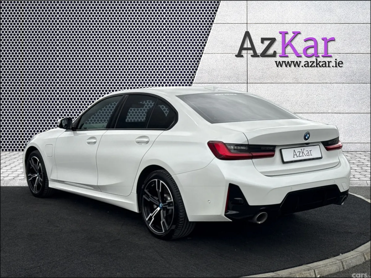 BMW 3-Series Saloon, Petrol Plug-in Hybrid, 2023, White