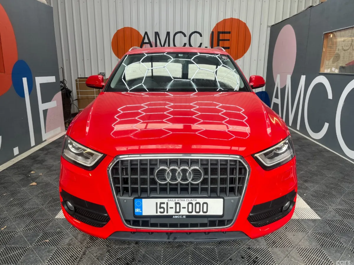 Audi Q3 SUV, Petrol, 2015, Red