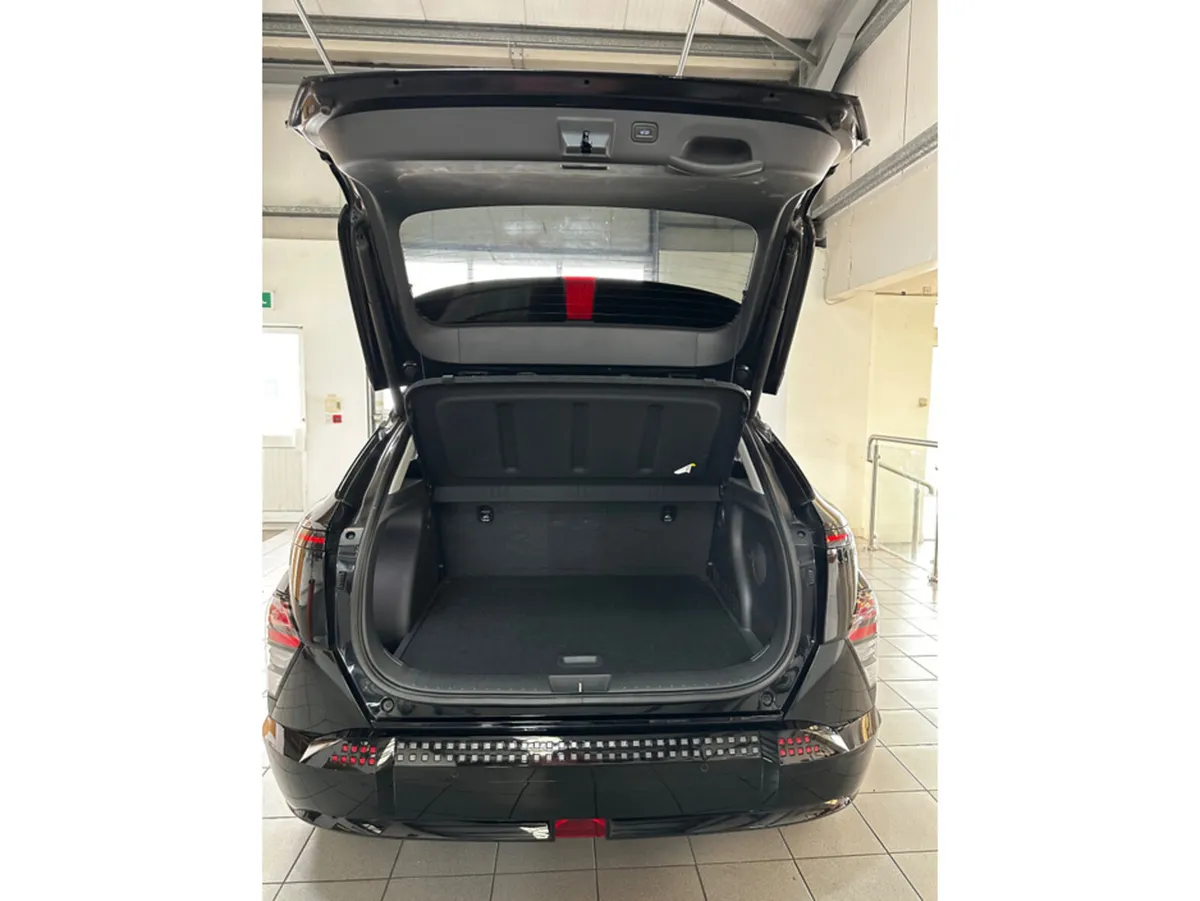 Hyundai KONA Hatchback, Electric, 2024, Black