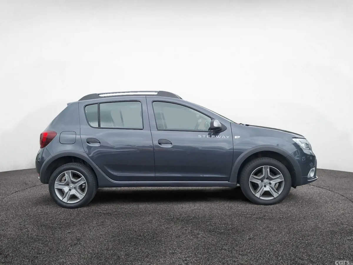 Dacia Sandero Hatchback, Diesel, 2021, Grey