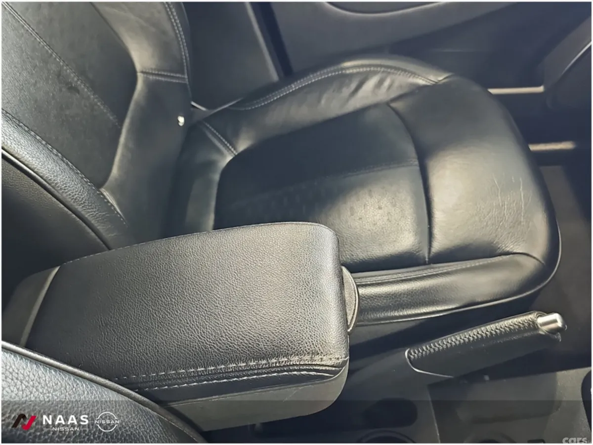 Renault Captur Hatchback, Diesel, 2019, Black