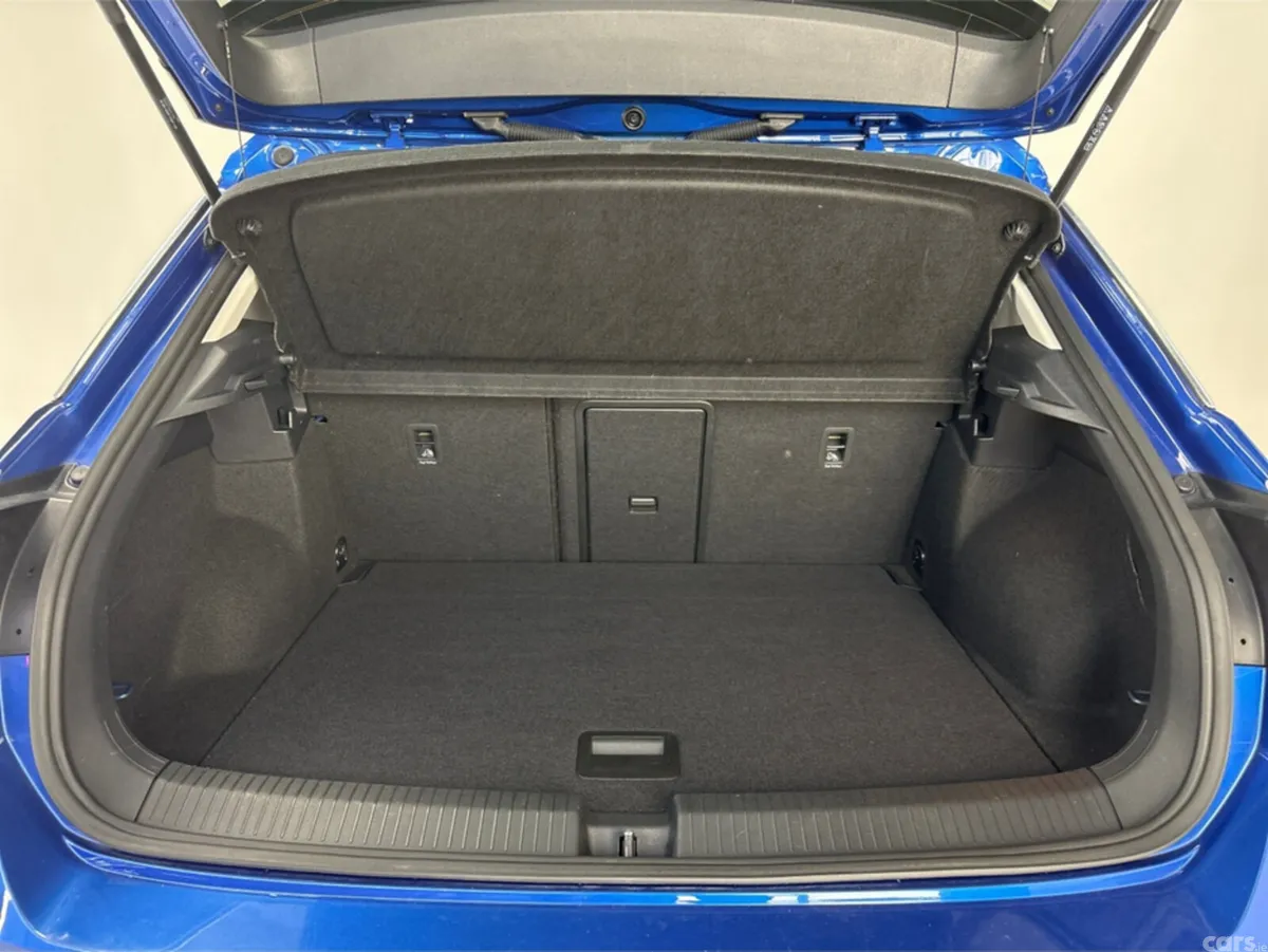 Volkswagen T-Roc Estate, Petrol, 2022, Blue