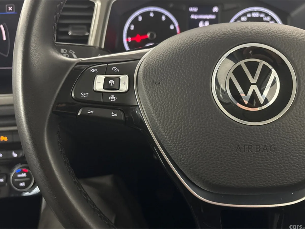 Volkswagen T-Roc Estate, Petrol, 2022, Blue
