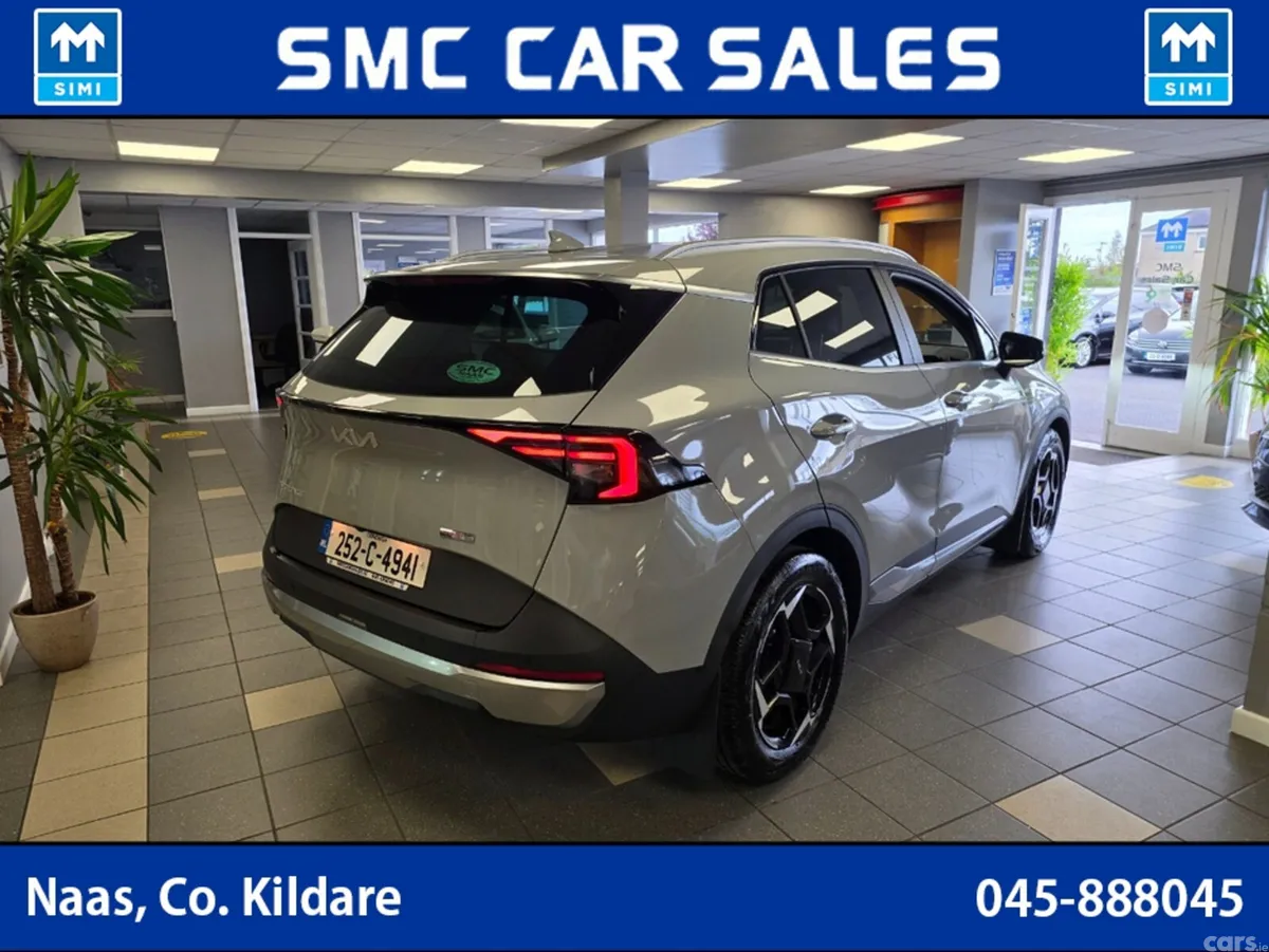 Kia Sportage MPV, Diesel, 2025, Grey