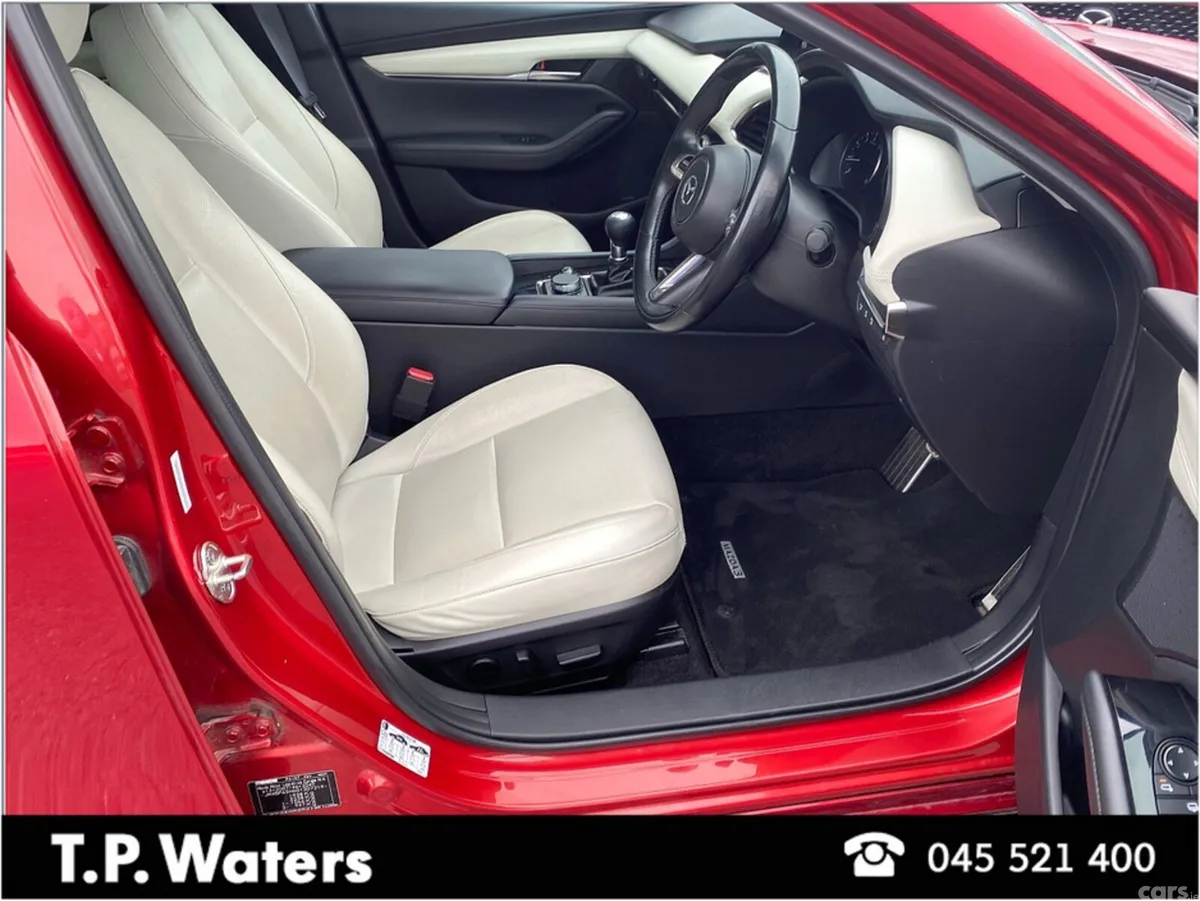 Mazda Mazda3 Saloon, Petrol, 2022, Red