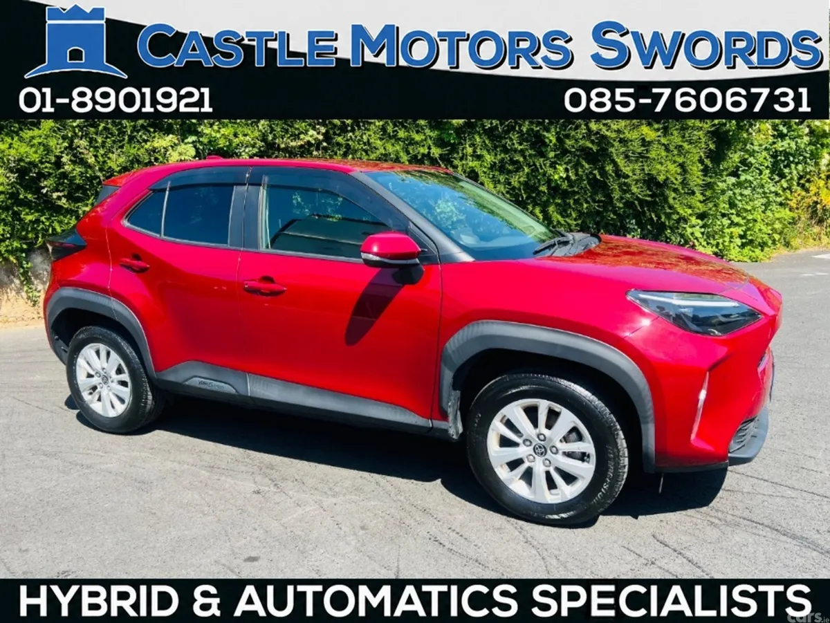 Toyota Yaris Cross Hatchback, Petrol Hybrid, 2021, Red