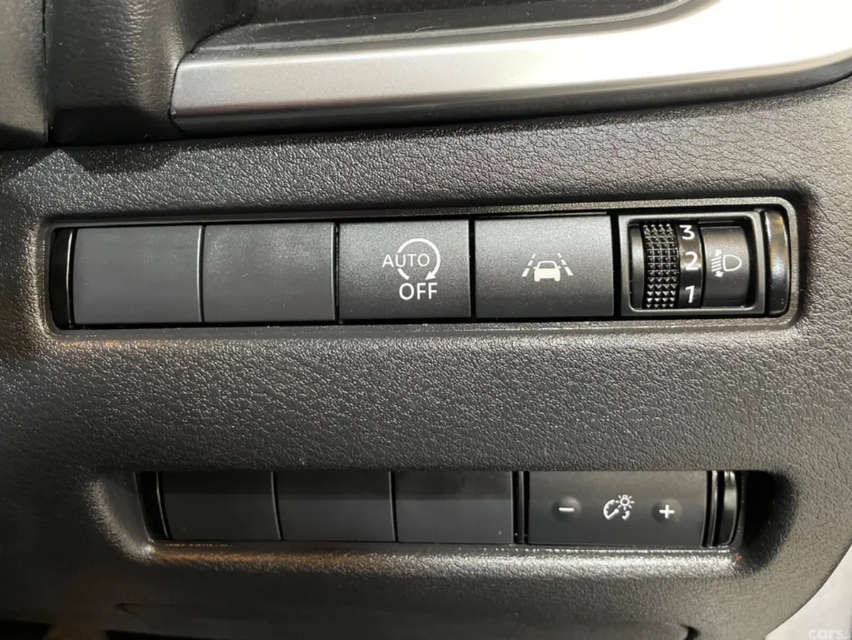 Nissan Qashqai MPV, Petrol, 2022, Grey