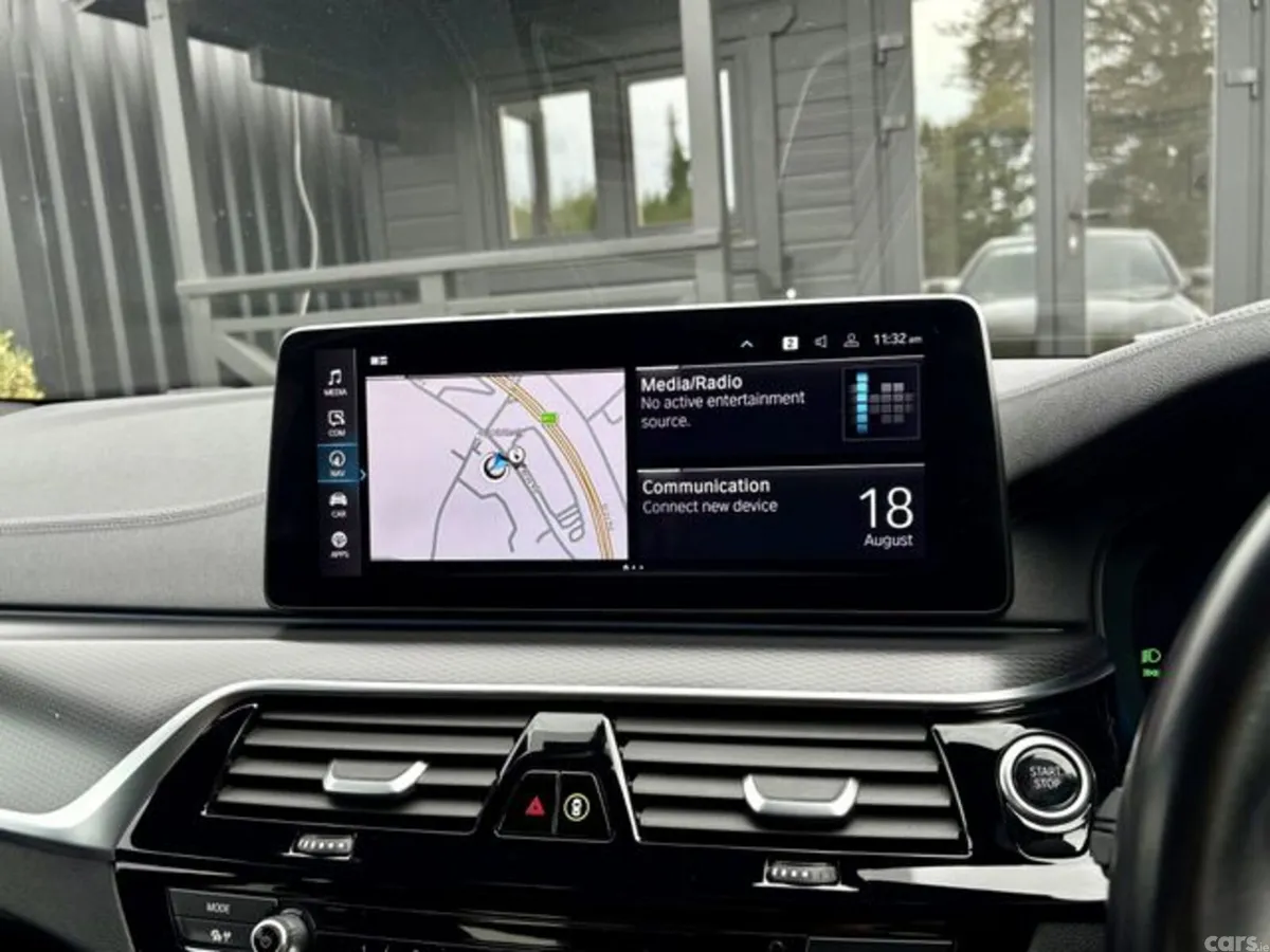 BMW 5-Series Saloon, Petrol Plug-in Hybrid, 2021, Grey