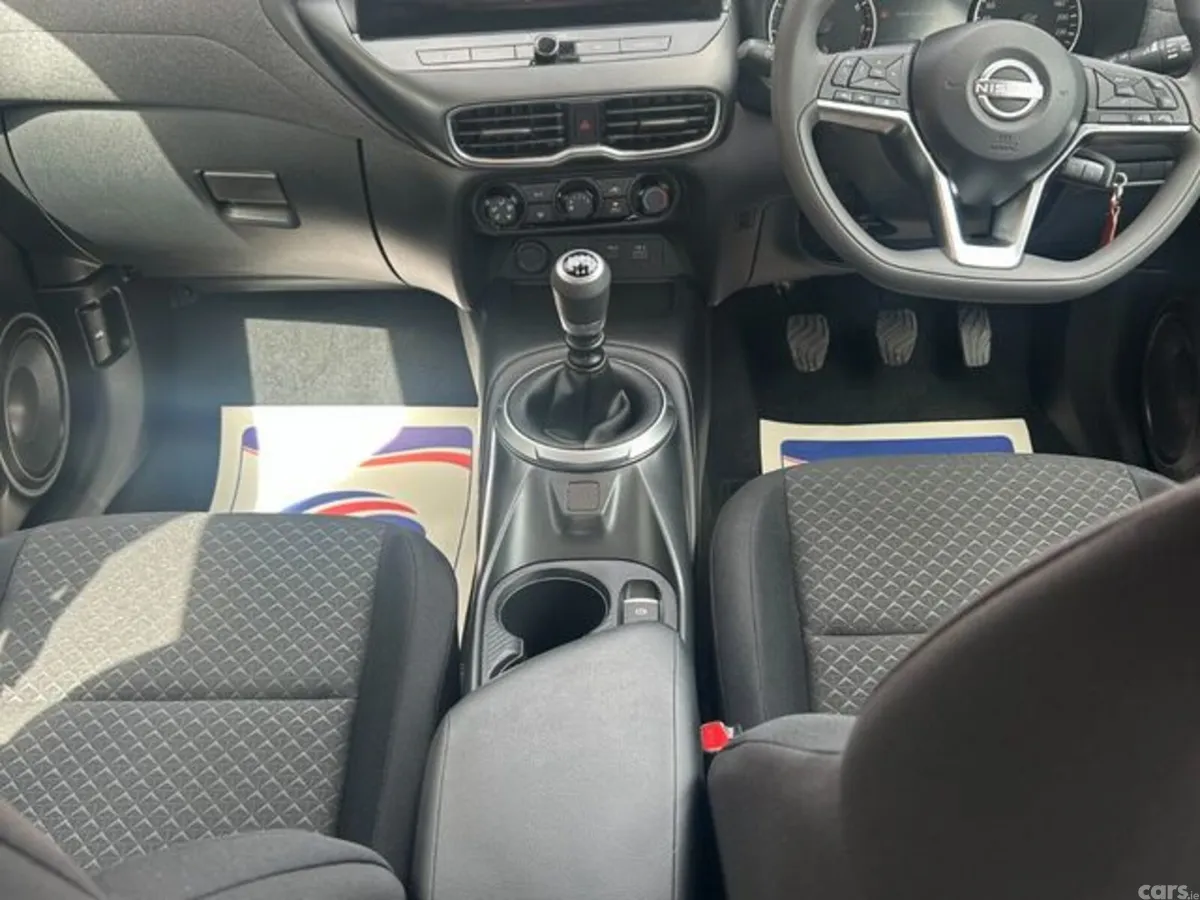 Nissan Juke MPV, Petrol, 2025, Black