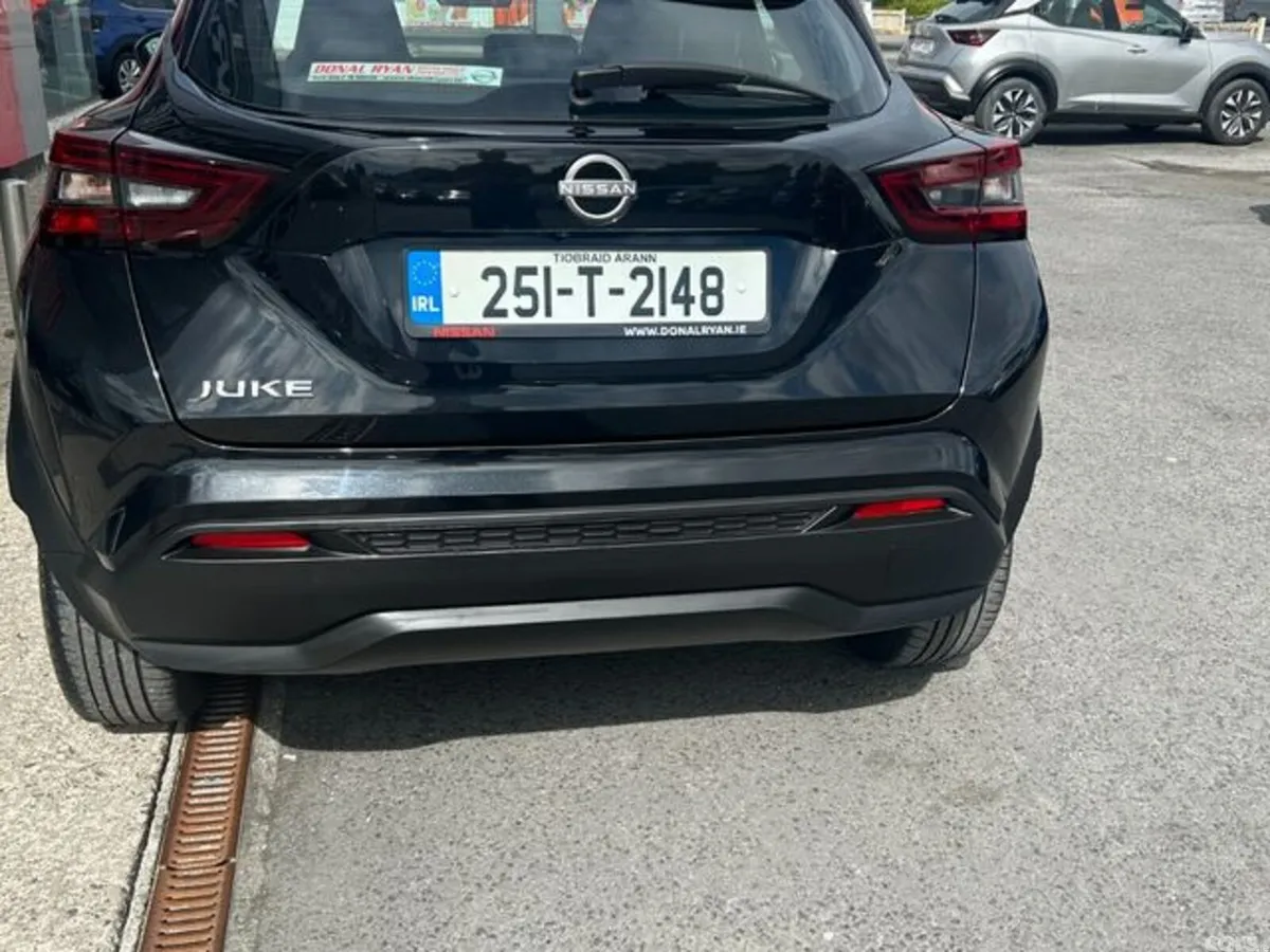 Nissan Juke MPV, Petrol, 2025, Black