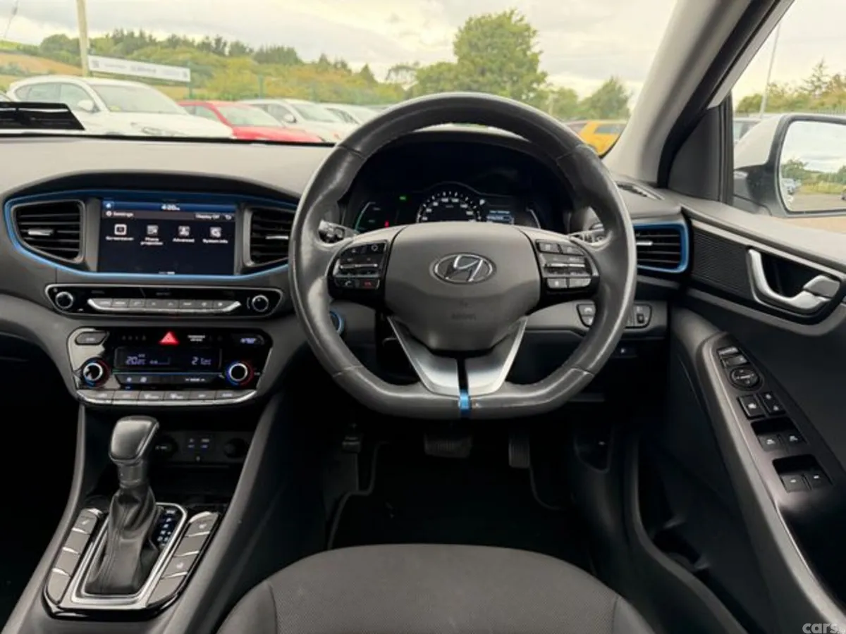 Hyundai IONIQ Hatchback, Petrol Hybrid, 2018, White