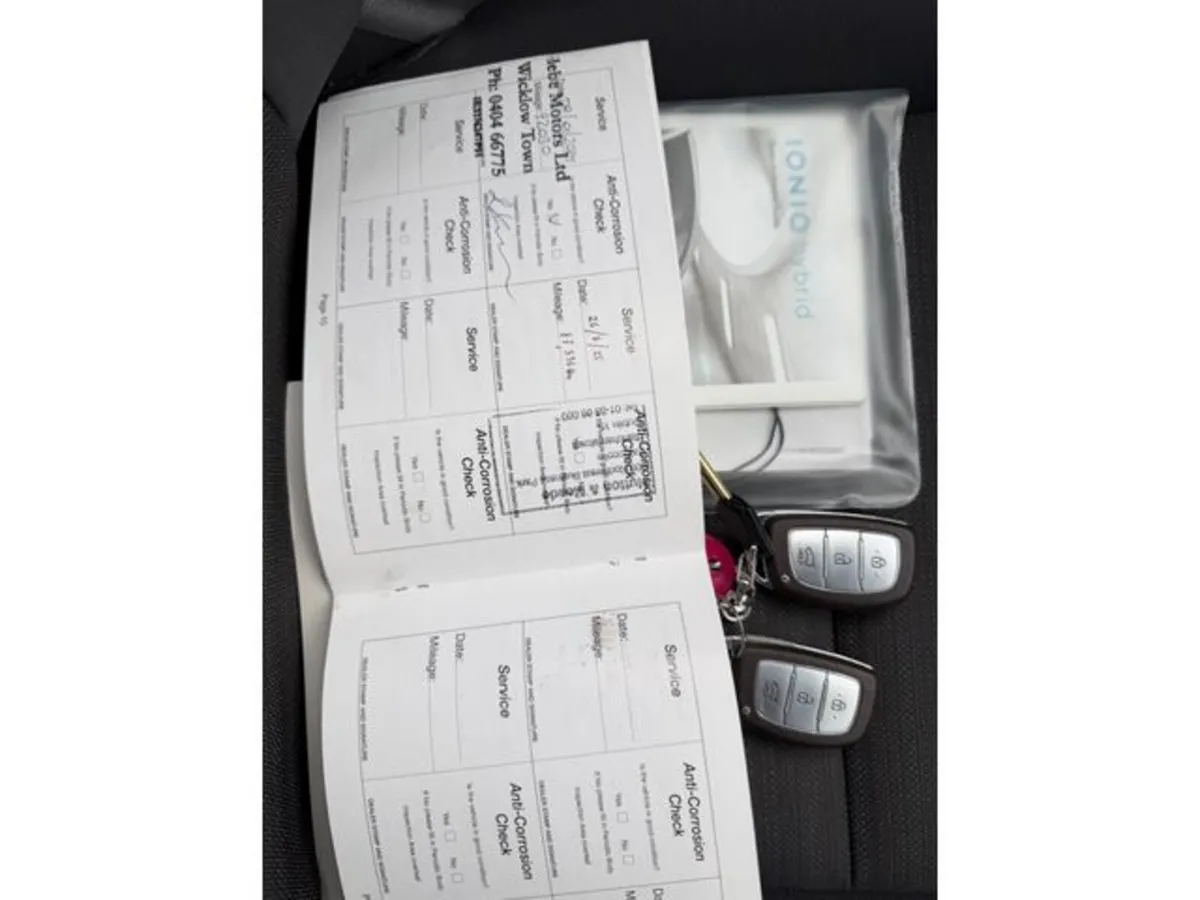 Hyundai IONIQ Hatchback, Petrol Hybrid, 2018, White
