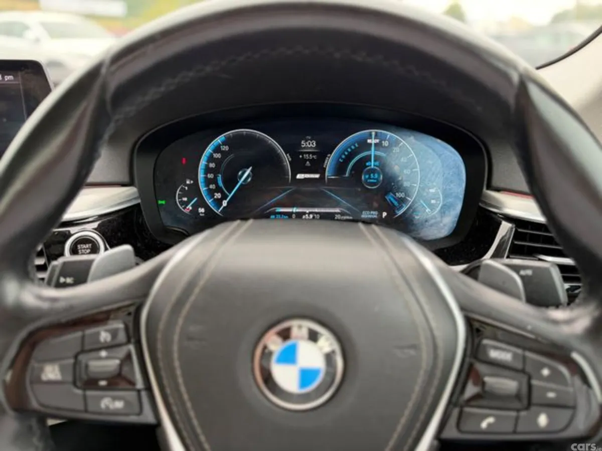 BMW 5-Series Saloon, Petrol Plug-in Hybrid, 2019, Blue