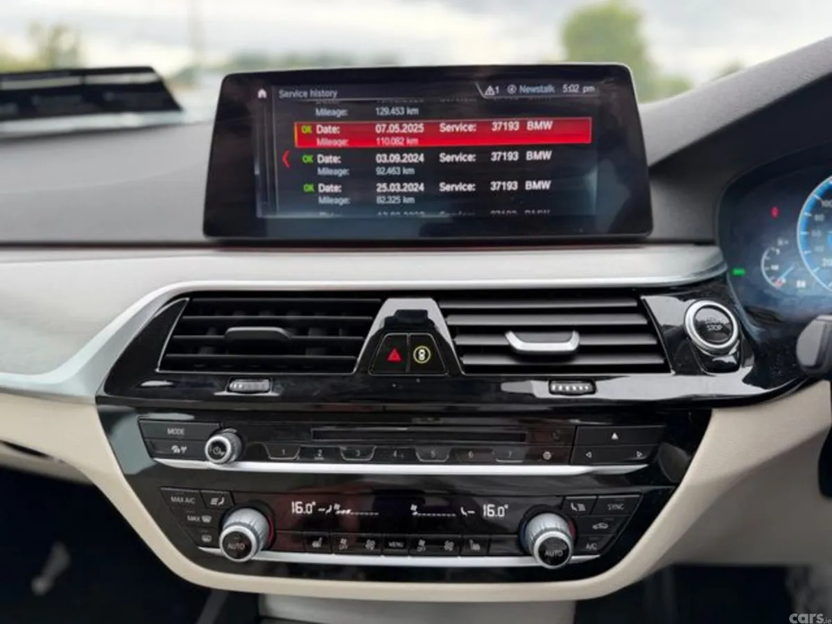BMW 5-Series Saloon, Petrol Plug-in Hybrid, 2019, Blue