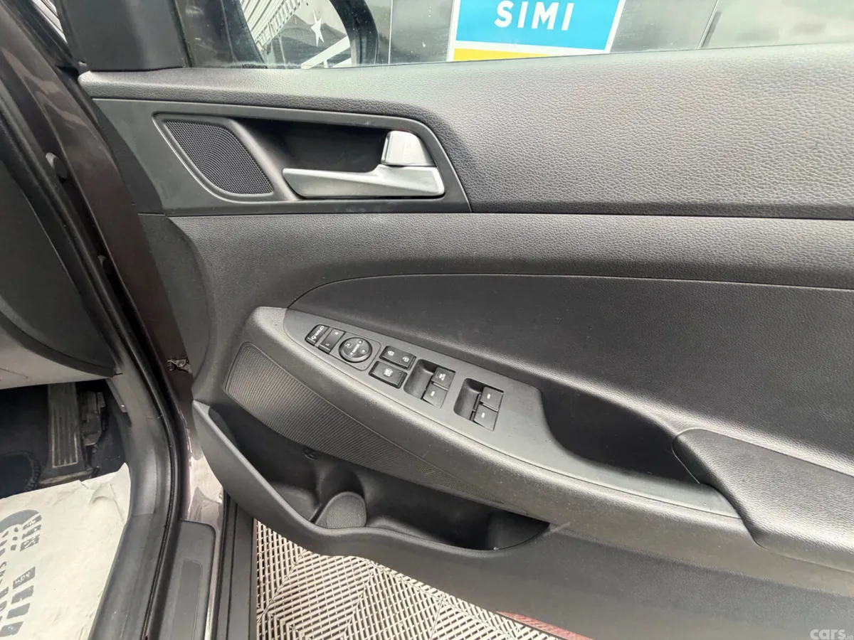Hyundai Tucson SUV, Diesel, 2016, Grey