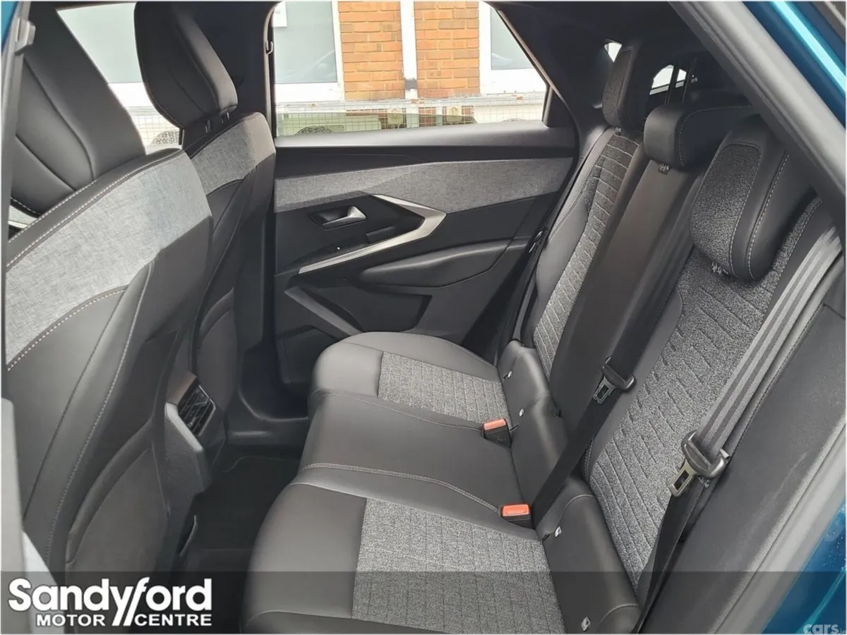 Peugeot 3008 SUV, Petrol, 2025, Blue