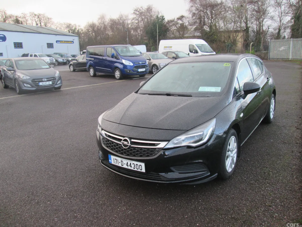 Opel Astra Hatchback, Diesel, 2017, Black
