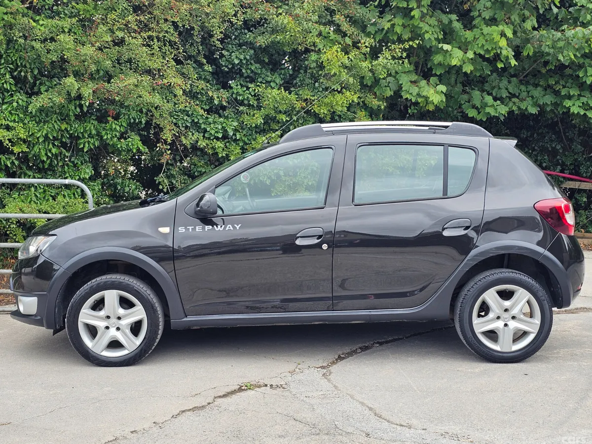 Dacia Sandero Stepway Hatchback, Diesel, 2015, Black