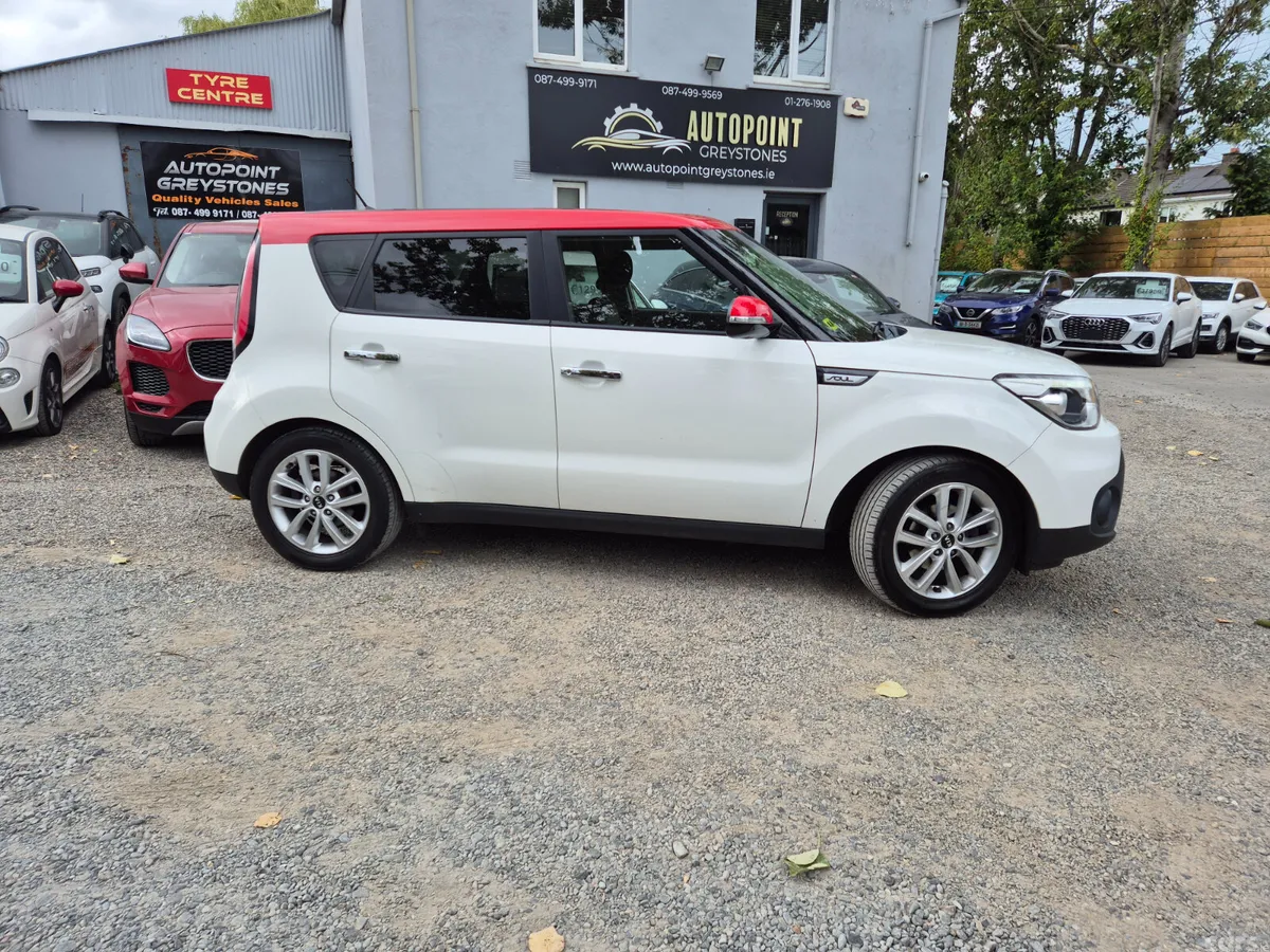 Kia Soul Hatchback, Diesel, 2017, White