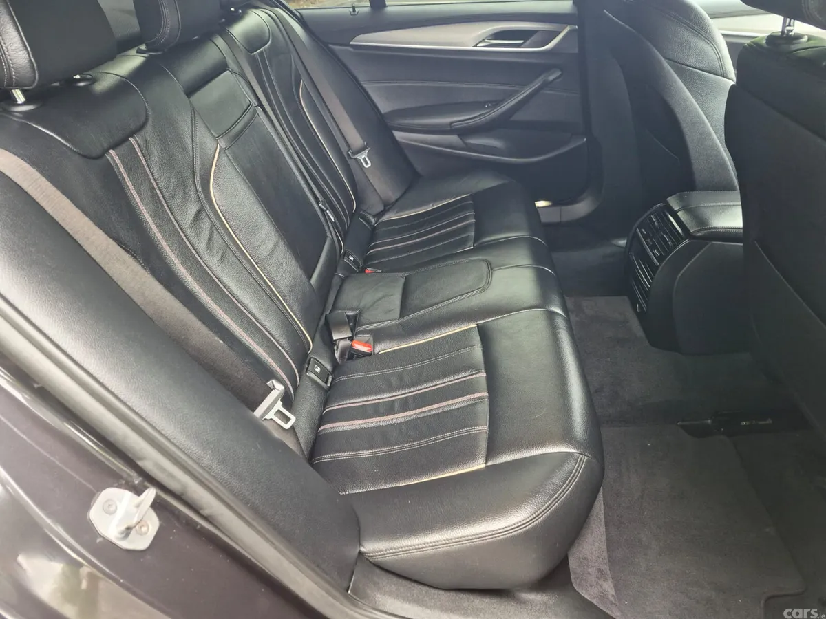 BMW 5-Series Saloon, Petrol Plug-in Hybrid, 2018, Grey