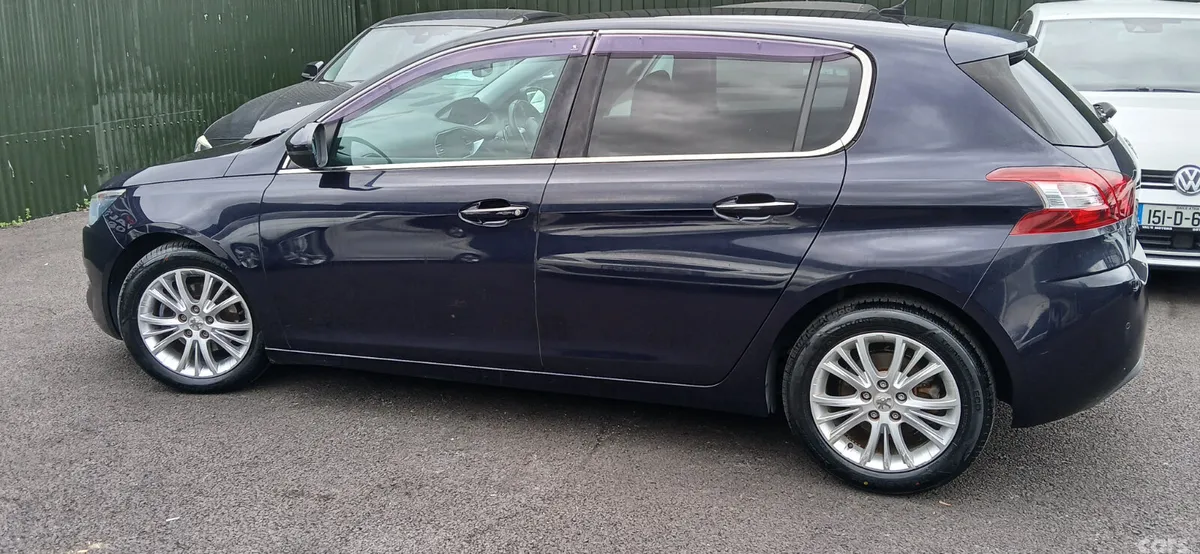 Peugeot 308 Hatchback, Petrol, 2016, Navy