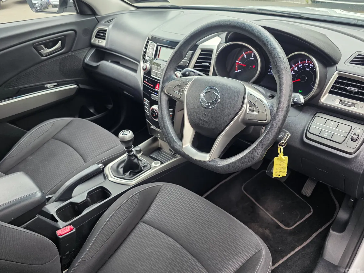 SsangYong Tivoli SUV, Diesel, 2018, Grey
