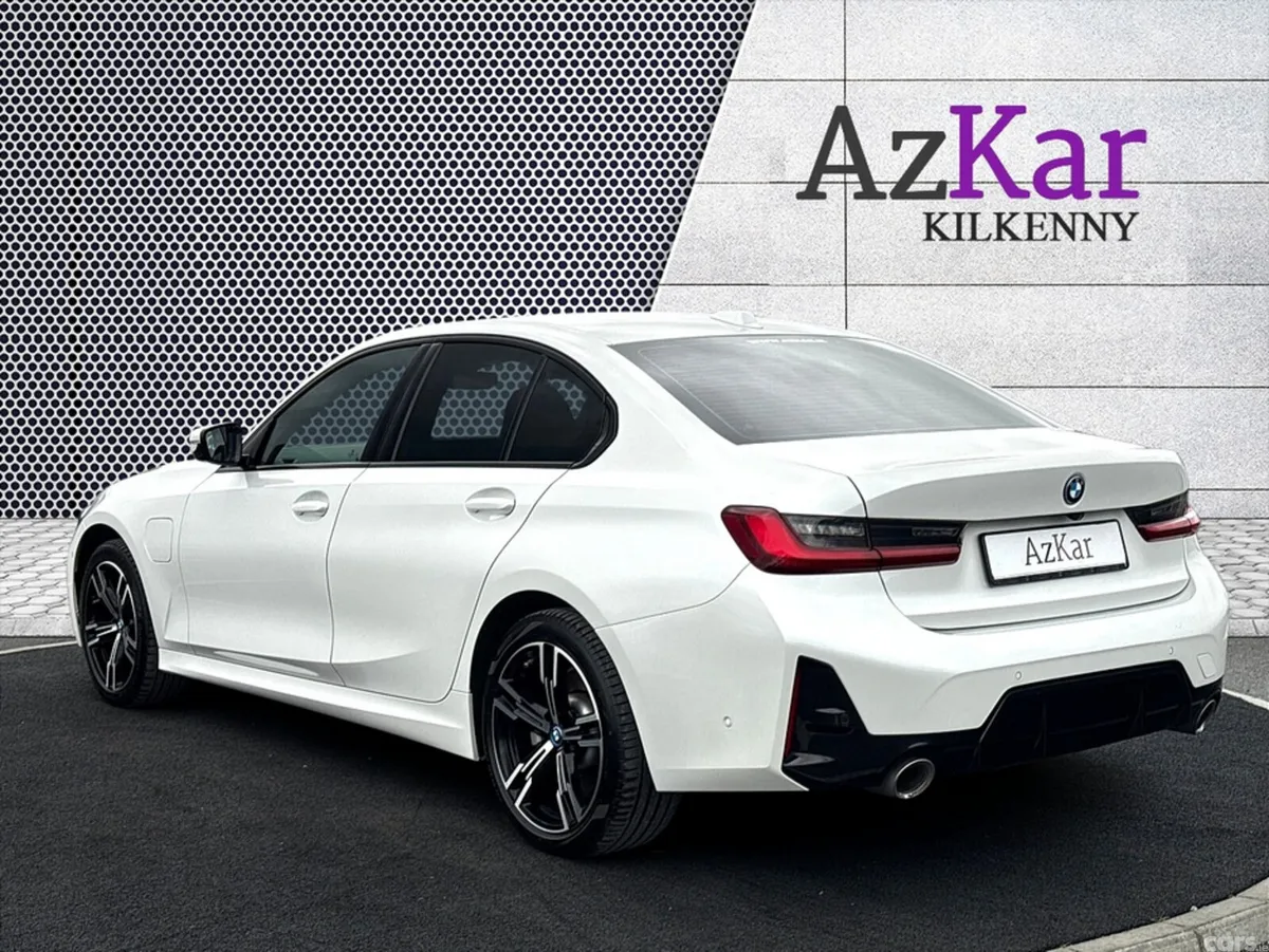 BMW 3-Series Saloon, Petrol Plug-in Hybrid, 2023, White