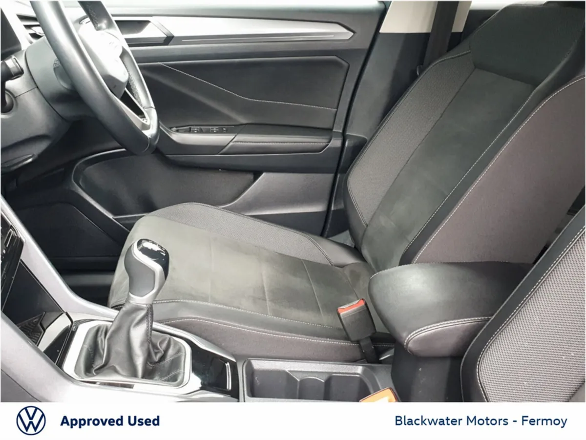 Volkswagen T-Roc SUV, Diesel, 2023, Grey