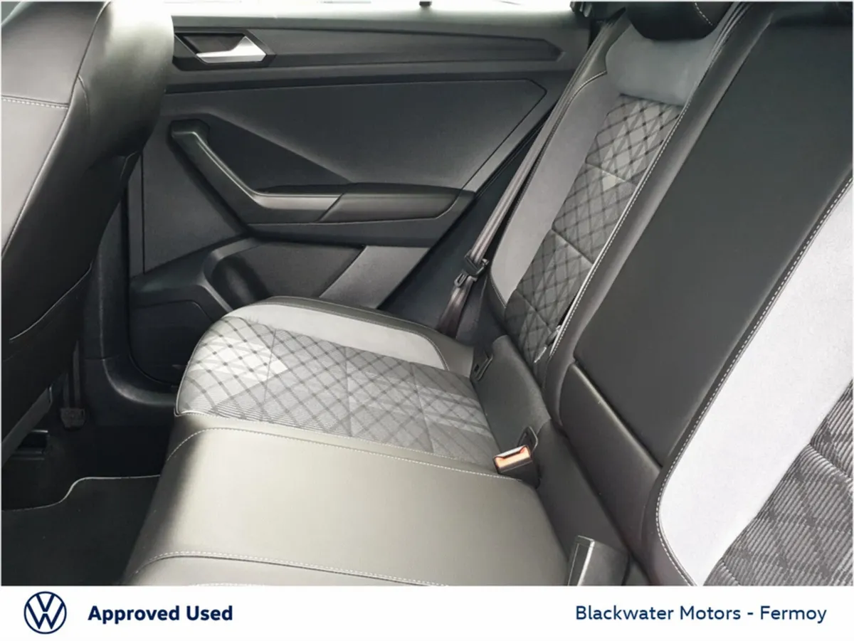 Volkswagen T-Roc SUV, Petrol, 2023, Grey