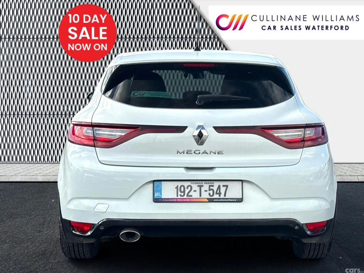 Renault Megane Hatchback, Diesel, 2019, White