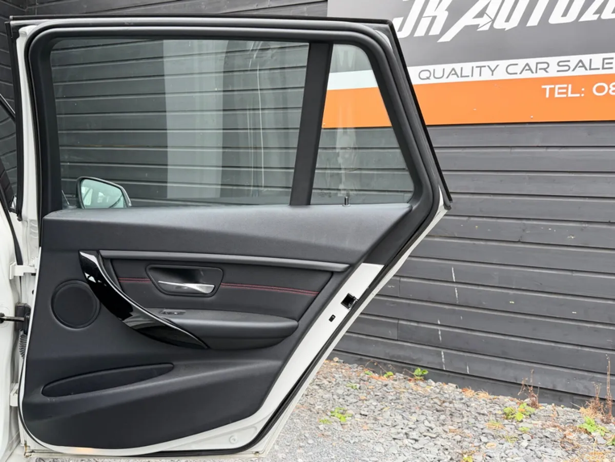 BMW 3-Series Estate, Diesel, 2015, White
