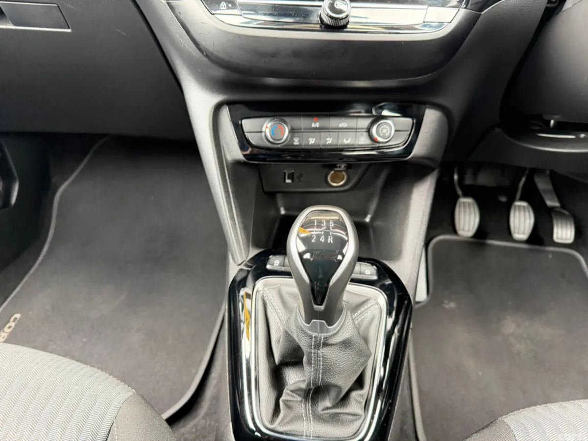 Opel Corsa Hatchback, Petrol, 2021, Grey