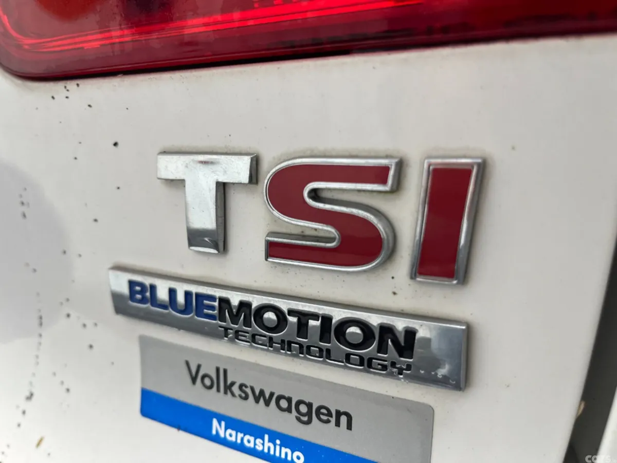 Volkswagen Tiguan SUV, Petrol, 2013, White