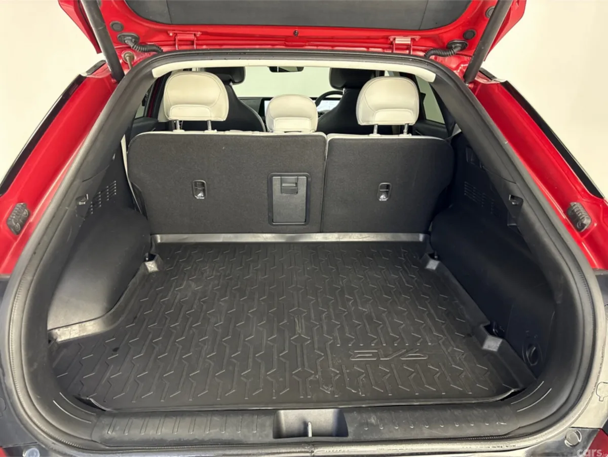 Kia EV6 MPV, Electric, 2023, Red