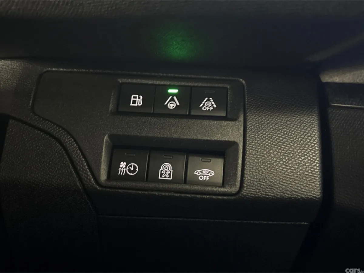 Peugeot 3008 Hatchback, Petrol Hybrid, 2024, White