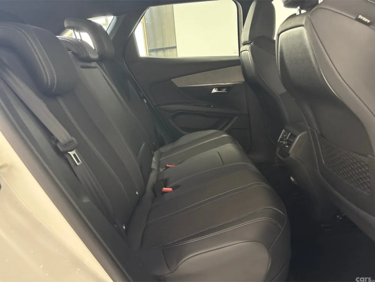 Peugeot 3008 Hatchback, Petrol Hybrid, 2024, White