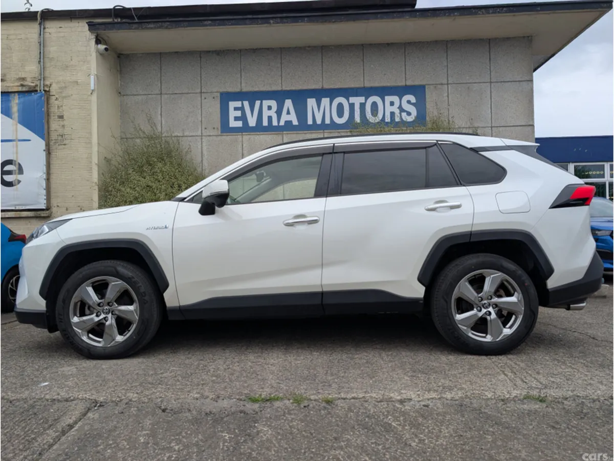 Toyota RAV4 SUV, Petrol Hybrid, 2019, White