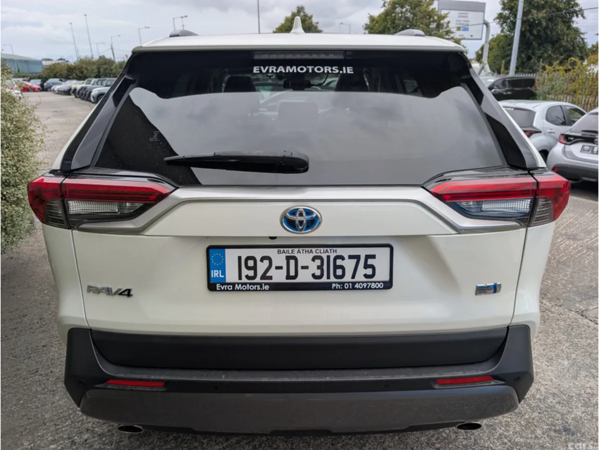 Toyota RAV4 SUV, Petrol Hybrid, 2019, White