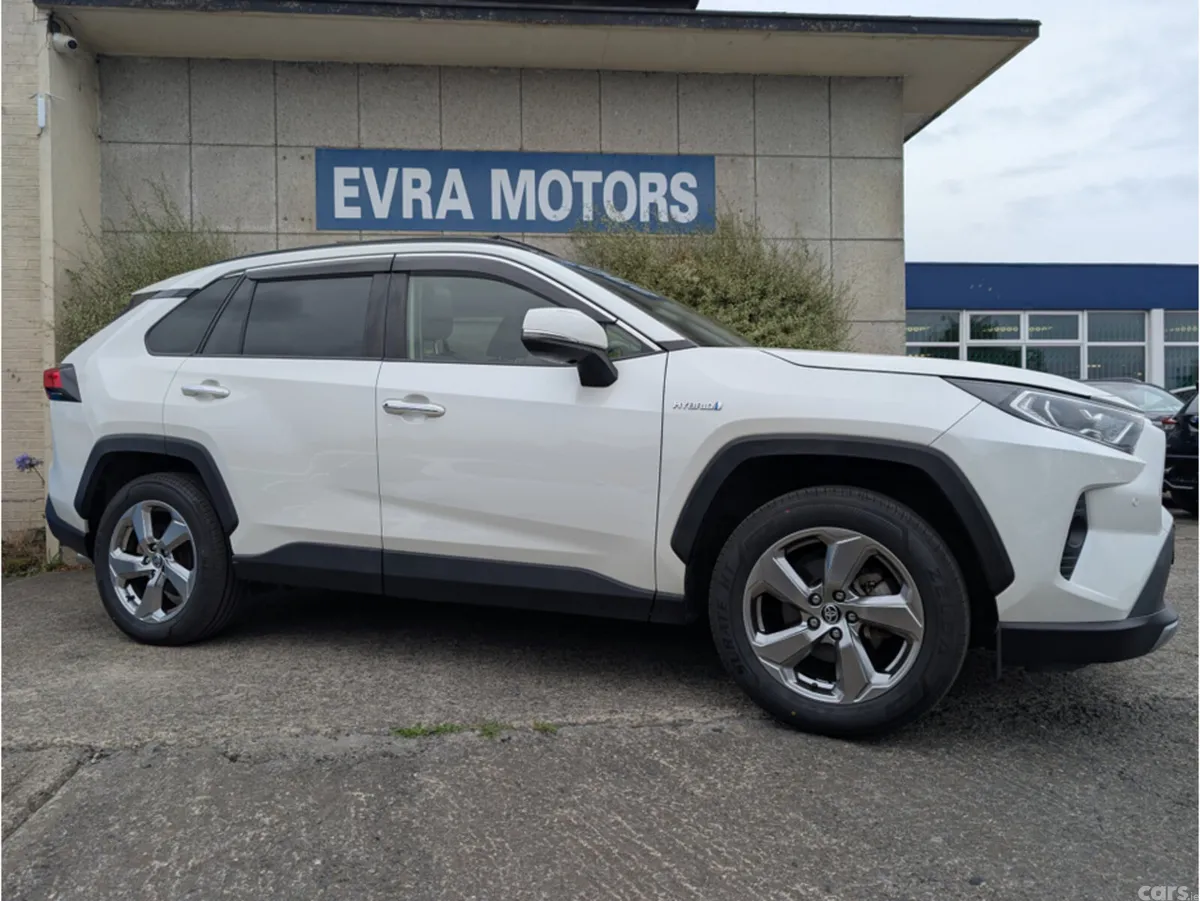Toyota RAV4 SUV, Petrol Hybrid, 2019, White