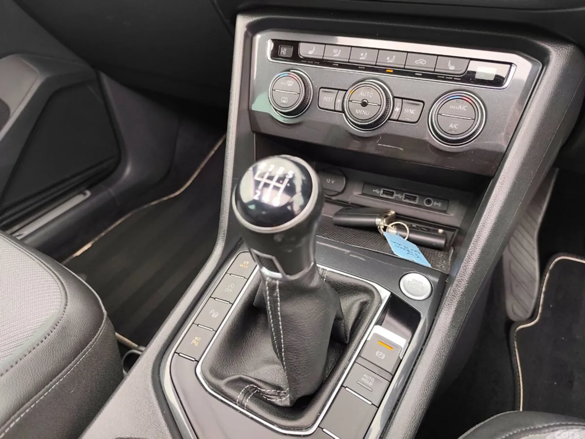 Volkswagen Tiguan SUV, Diesel, 2019, White