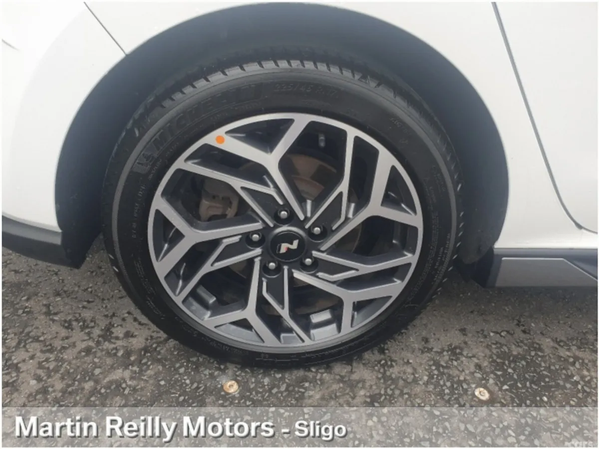 Hyundai i30 Hatchback, Petrol, 2024, White
