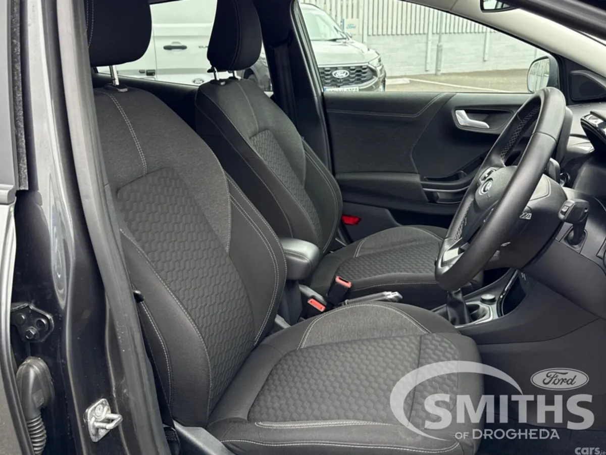 Ford Puma MPV, Petrol Hybrid, 2023, Grey
