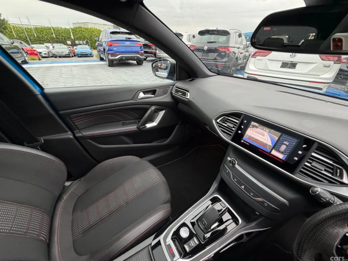 Peugeot 308 Estate, Diesel, 2021, Blue