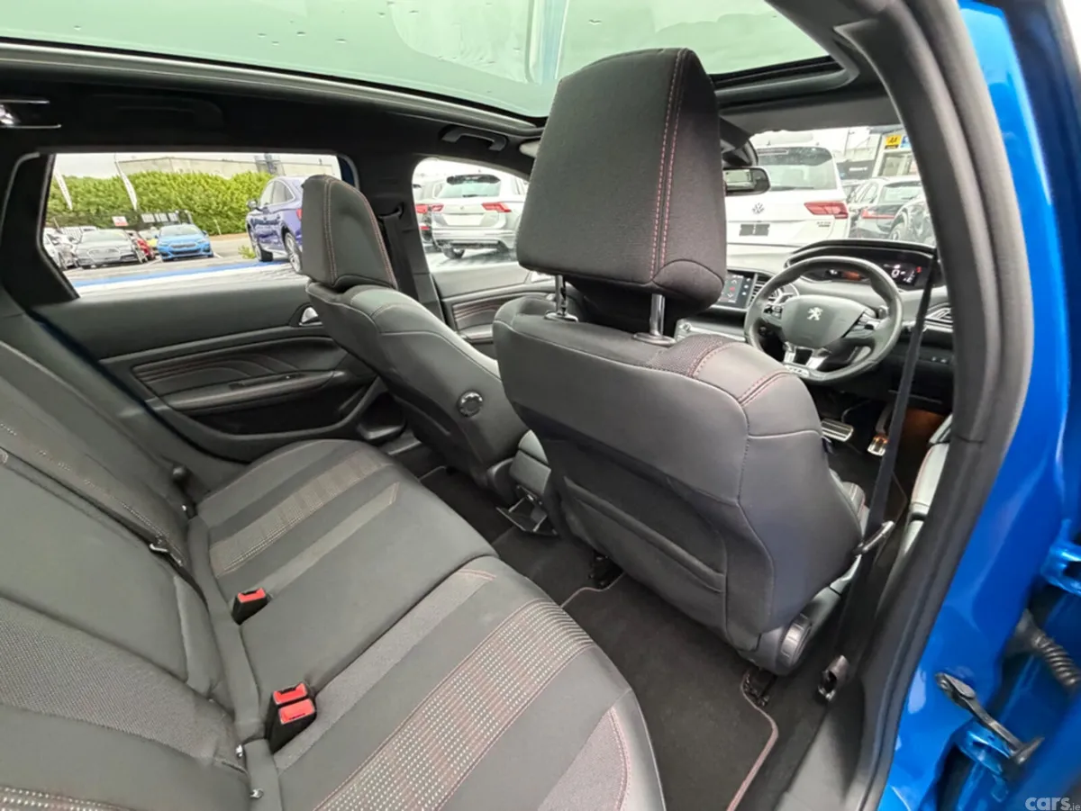 Peugeot 308 Estate, Diesel, 2021, Blue