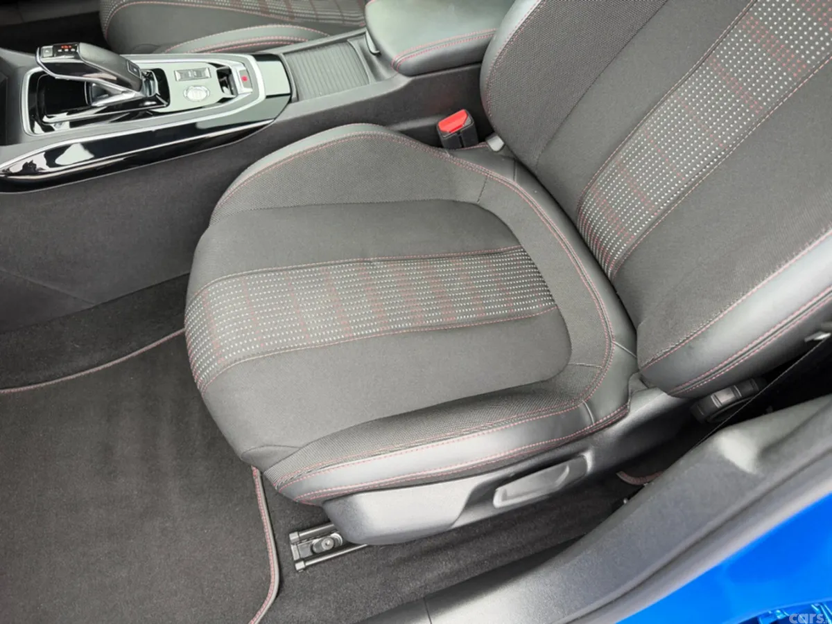 Peugeot 308 Estate, Diesel, 2021, Blue